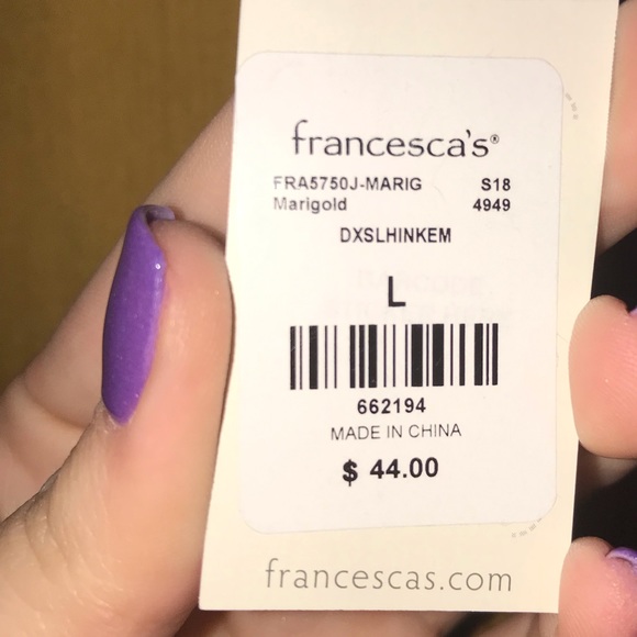 Francesca’s Yellow Romper - Picture 8 of 8